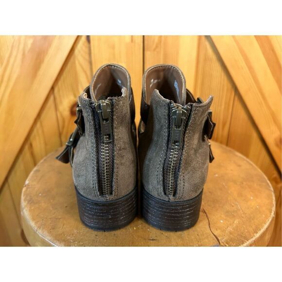 b.o.c. Taupe Ankle Boots with Double Buckle - Picture 4 of 9